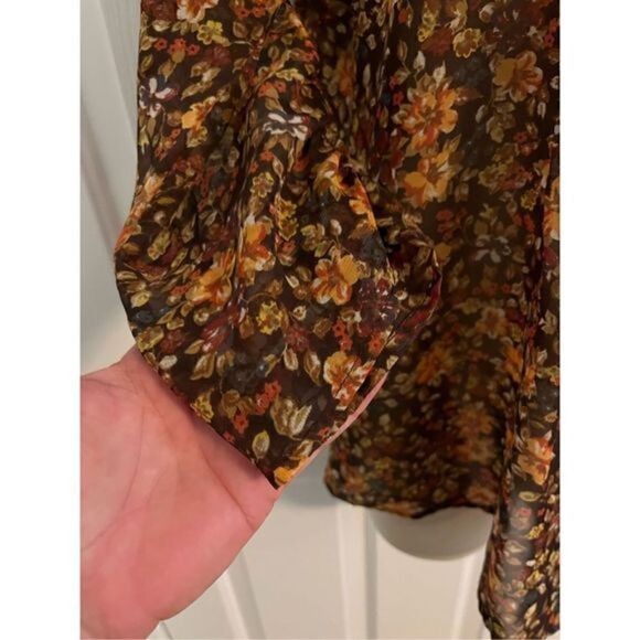 Pink Rose Rayon Brown Floral Long Sleeve Top. Size Medium - Picture 5 of 6